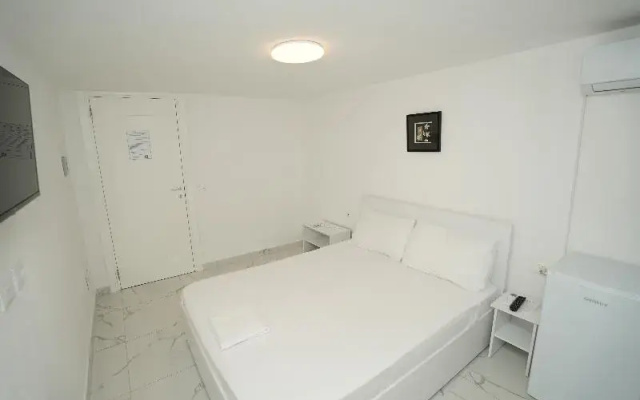 Enles Hotel