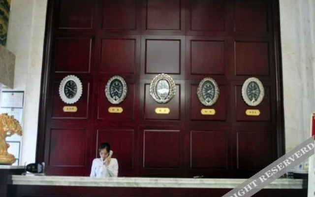 Victoria Hotel