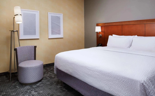 Courtyard by Marriott Columbus Dublin