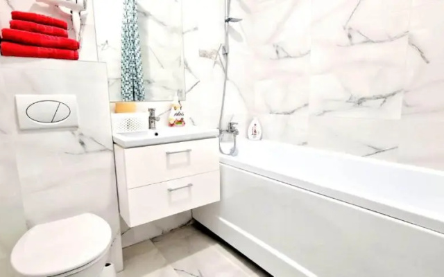 Evelyn Modern Apartment near Palas