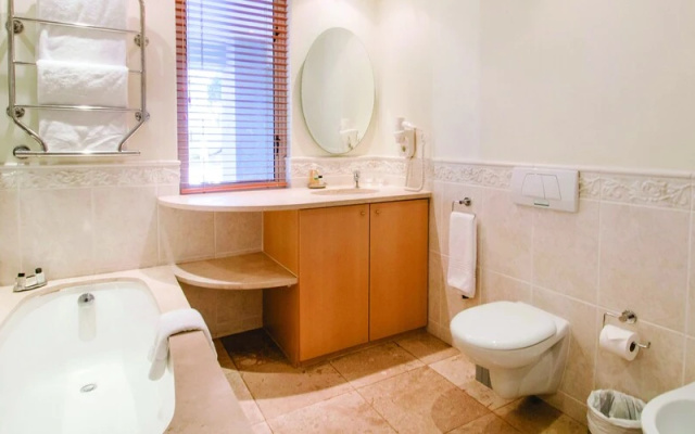 Two Bedroom Apartment - Fully Furnished and Equipped