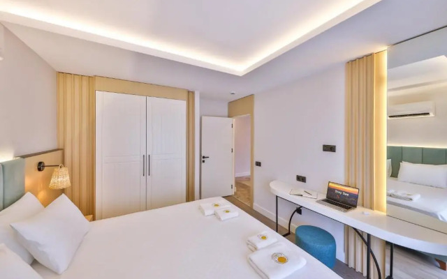 Отель Sole Suites