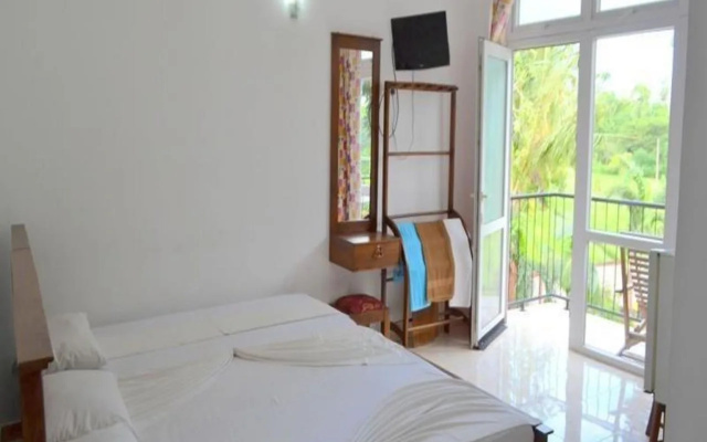 Owin Rose Yala Safari Hotel