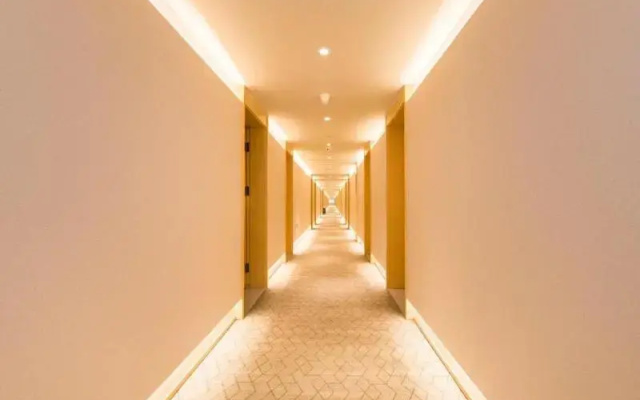 Ji Hotel Xian Xinjiamiao Metro Station