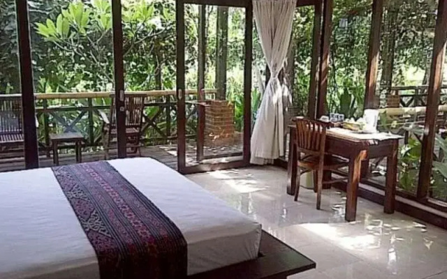 Lovina Ecolodge