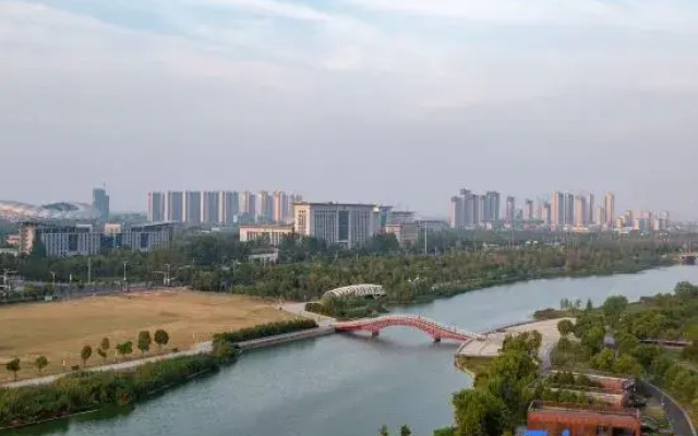 Lanju Homestay (Greenland Yingjiang Century City Yun Gongguan)