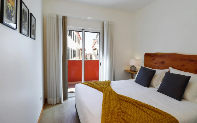 Ribeira das Casas Apt 2C by Homie