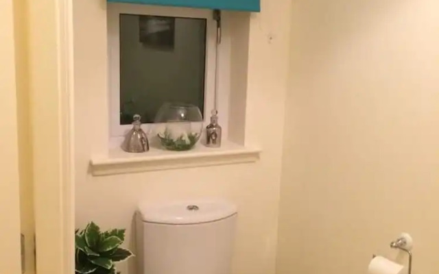 Woodgrove Apartment