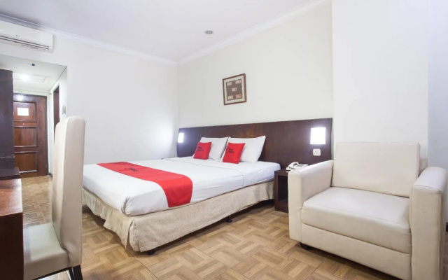 RedDoorz Plus @ Surabaya City Center