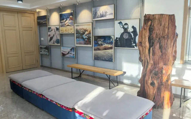 Erlanghe Jingbei Hotel