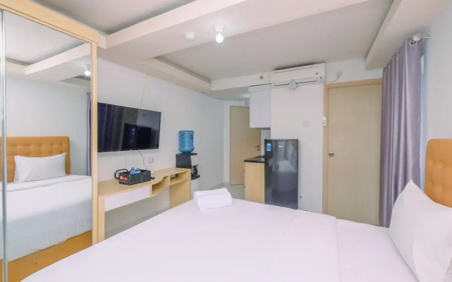 Warm And Comfortable Studio At Amethyst Apartment