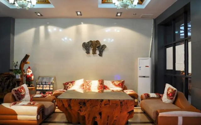 Guangzhou Chen Long Hotel (Da Shi)