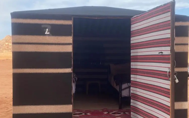 Desert tree camp
