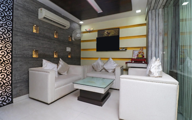 TOWNHOUSE 955 Hotel Ashish Park