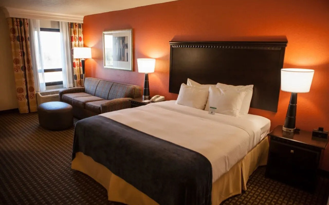 Decatur Conference Center & Hotel