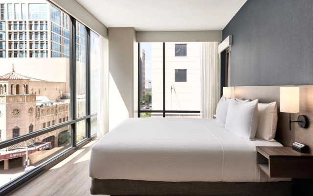 Hyatt Place Phoenix / Downtown