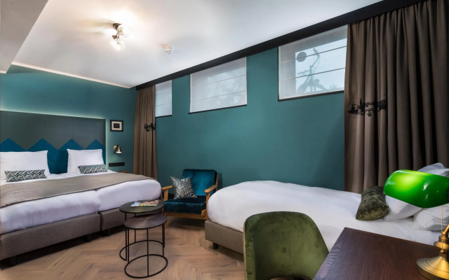 The Hendrick's Hotel