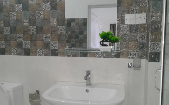 Apna Homestay Apartments