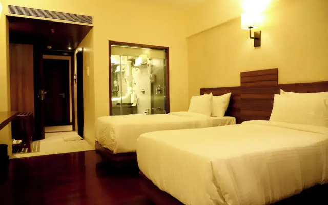 Hotel Reyansh Grand