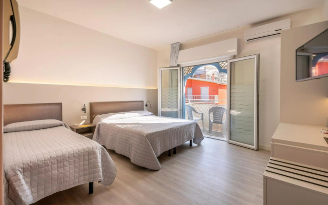 Hotel Maxim