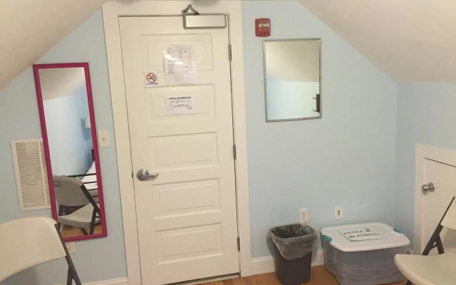 HI - Hyannis Hostel
