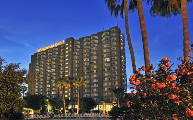 Отель Sol Arona Tenerife Испания, Лос-Кристианос - 2 отзыва об отеле, цены и фото номеров - забронировать отель Sol Arona Tenerife онлайн вид на фасад