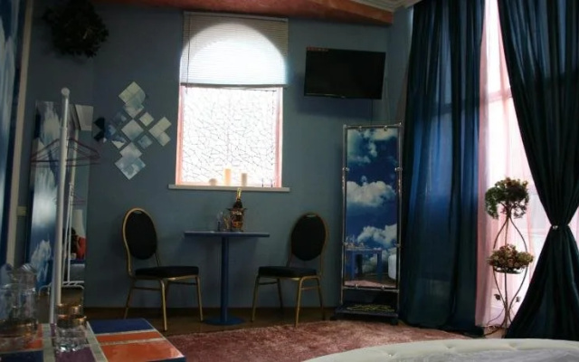 Herzen House mini-hotel and hostel