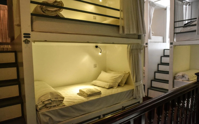 TRIBE THEORY - Startup Hostel for Entrepreneurs & Digital Nomads