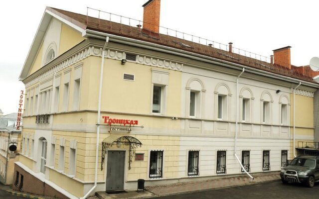 Гостиница Троицкая вид на фасад