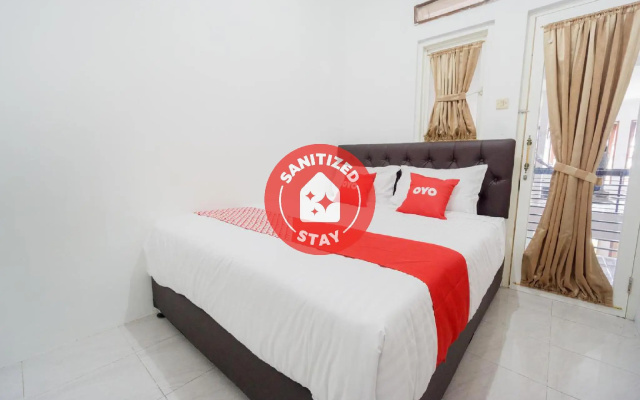 OYO 1941 Aaa Residence Syariah
