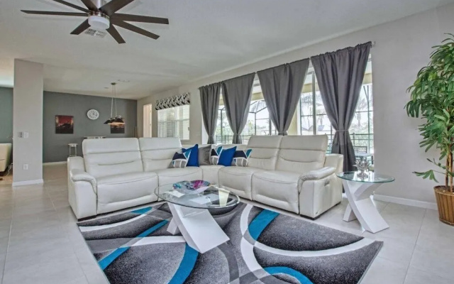 Solara - 9 Bedrooms House W/Pool-8102sa