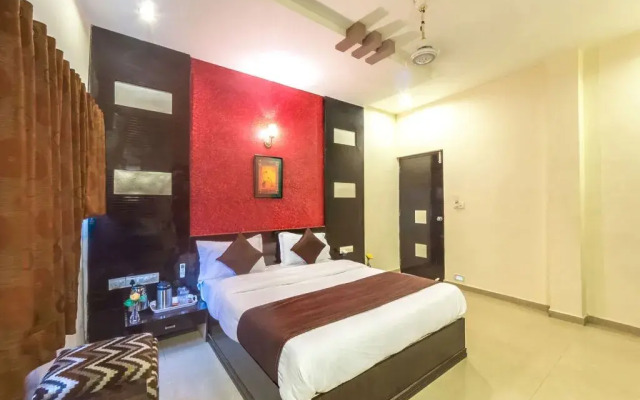 OYO 19003 Flagship Hotel Rudra Mahal