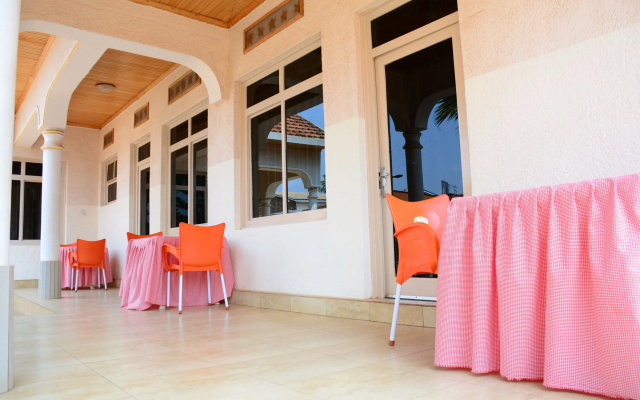 Martin Aviator Hotel