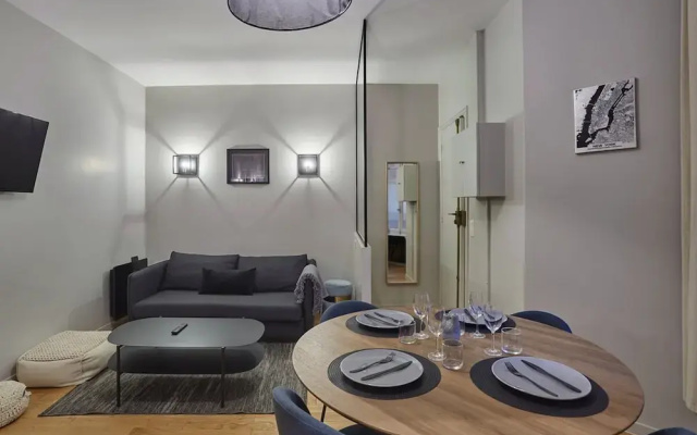 Apartment Located in the Center of Paris