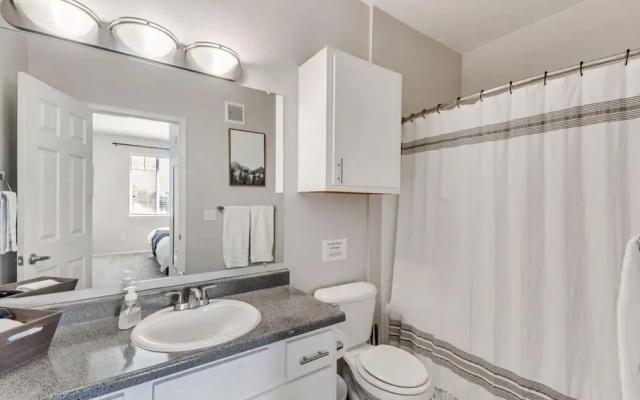 Luxury Apartment - Hot Tub - Gym - Free Parking
