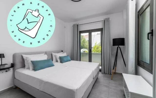 Nama LUXURY Villa 250m from the sea @Makry Gialos