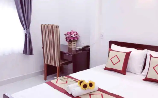 Aurora Hotel