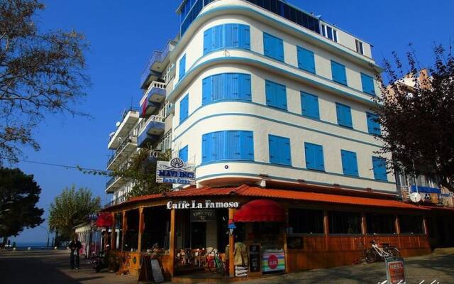 Отель Mavi Inci Park Otel вид на фасад
