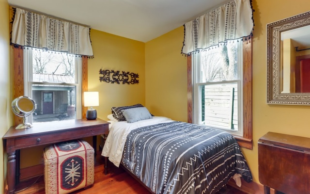 2 Mi to UA: Central Fayetteville Home w/ Patios