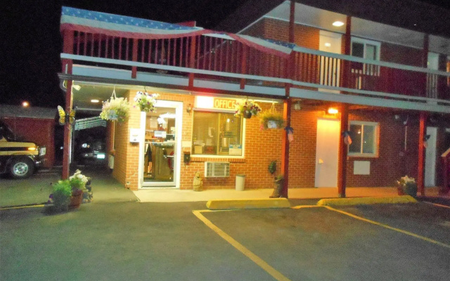 Super Saver Inn