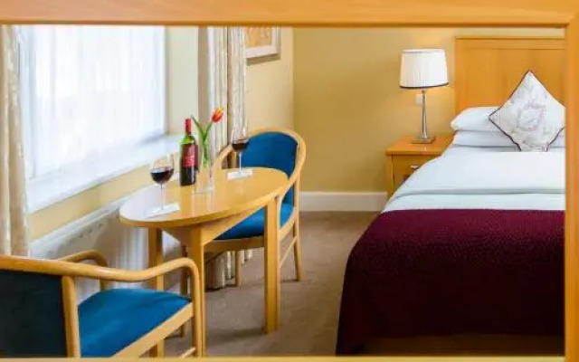 Dingle Bay Hotel