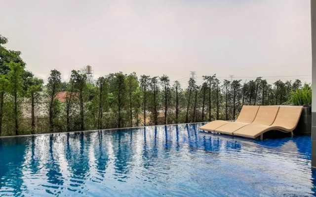 Minimalist And Convenient 1br Bintaro Plaza Apartment