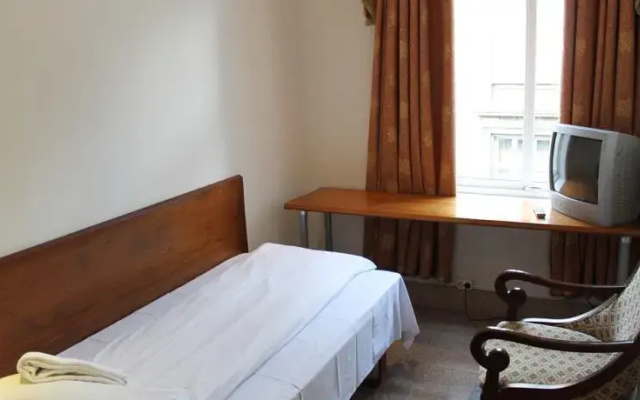 City Apartment Hotel