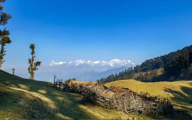 The Goat Village Dayara Bugyal - Hostel