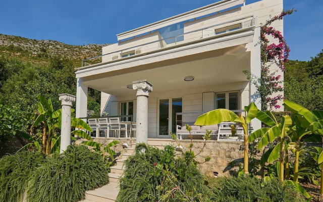 Hedera Estate, Villa Hedera III