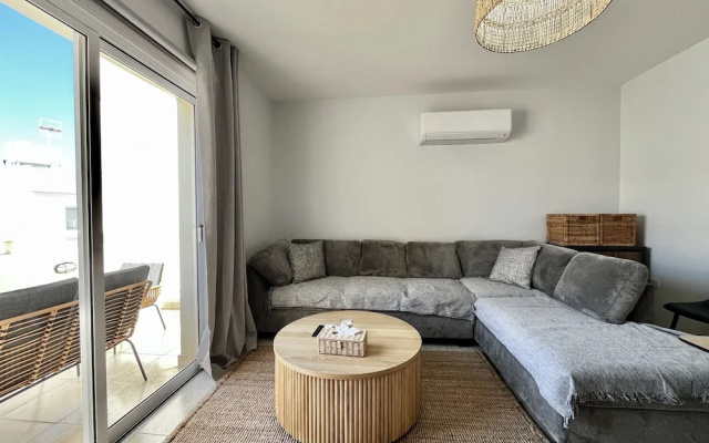 41 KAP - Stay Paradise Apartment