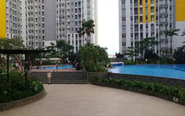 2BR Simply and Cozy at Springlake Bekasi Apartment By Travelio