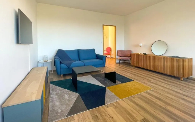 Flat with GARDEN and TERRACE 15min from the BEACH