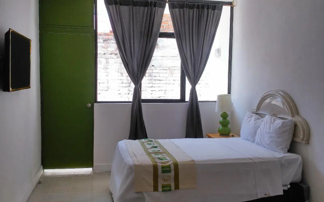 Tropicus 20 Romantic Zone Estudio Room with Balcony