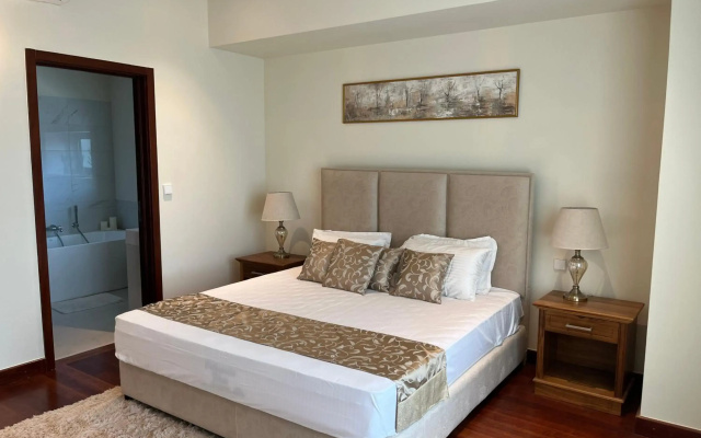 Cinnamon Life - Luxury 2 Bedroom Apartment.
